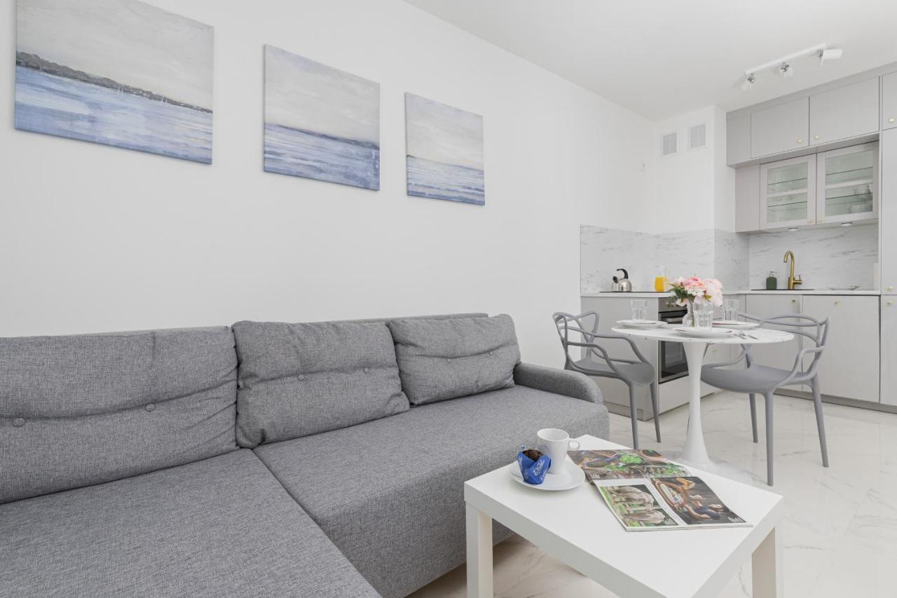 Gdynia Nasypowa Apartments With Parking By Noclegi Renters Exterior foto