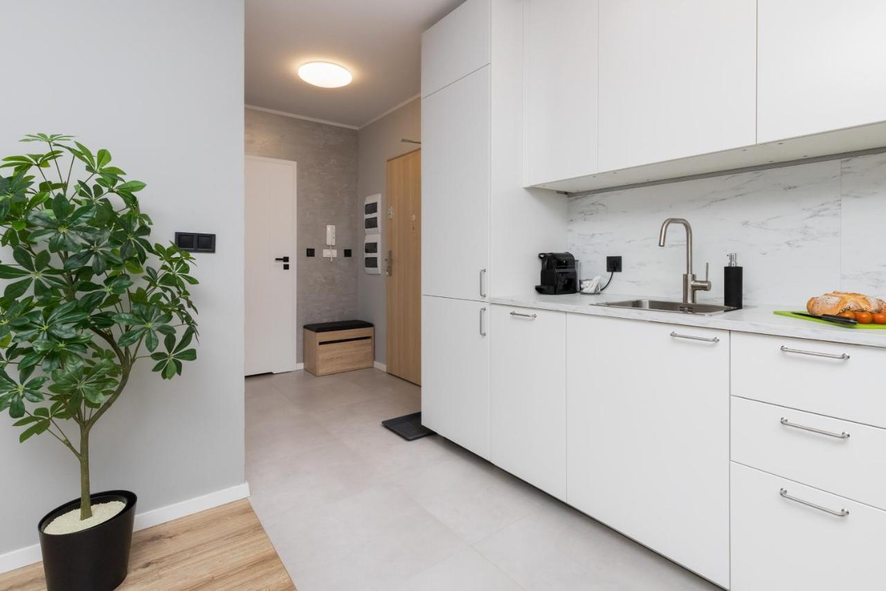 Gdynia Nasypowa Apartments With Parking By Noclegi Renters Exterior foto